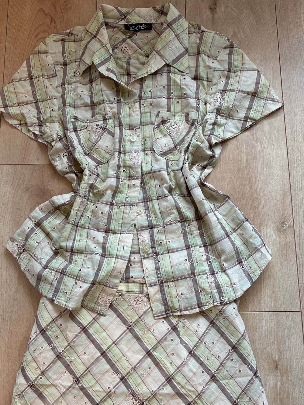 Vintage y2k  asymmetrical plaid skirt set with embroidery details - Picture 4 of 6